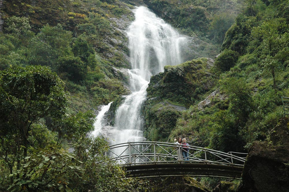 Silver Waterfall Sapa 2026 Guide: Tickets, Best Photo Spots, and How to Visit