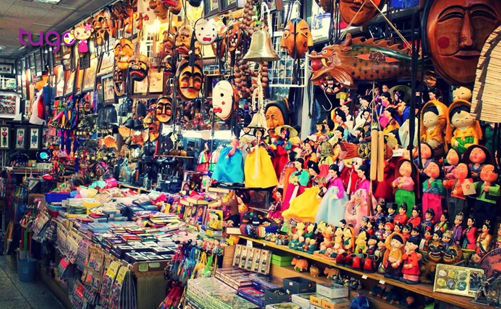 Souvenir Vietnam: Discover Unique Gifts & Support Local Artisans