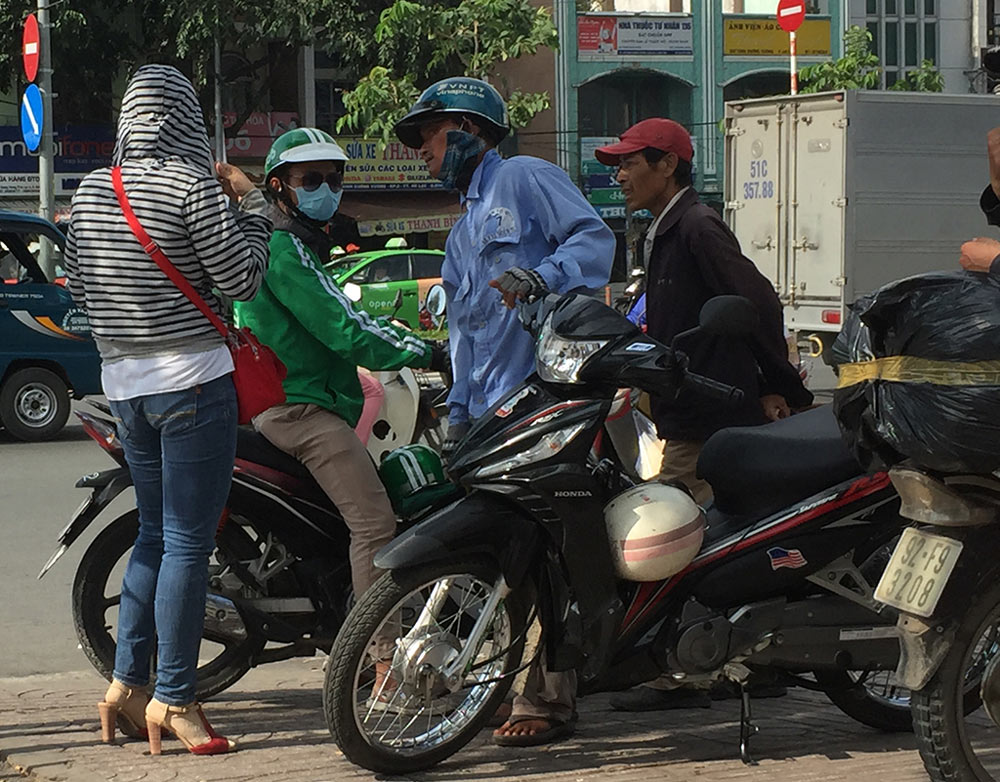 Taxi Vietnam. Motorbike Taxis in Vietnam. Negotiating Fares