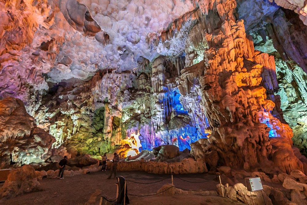 Things to do in Halong Bay. Things to Do in Halong Bay: Exploring Caves and Villages. Thien Cung Cave (Heavenly Palace Cave)
