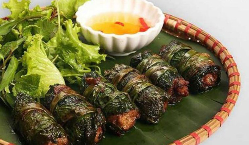 Things to do in Hoa Binh Grapefruit Salad with Pork