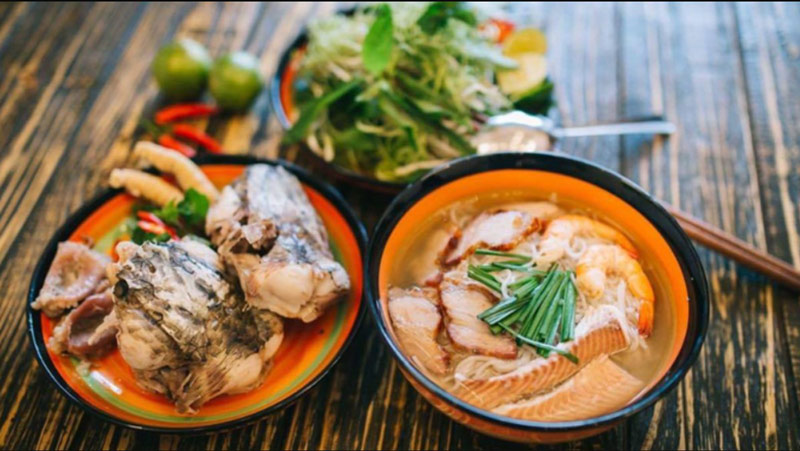 Things to do in Soc Trang. Taste bun nuoc leo Soc Trang