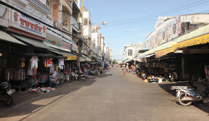 Things to do in Soc Trang. Wander through Soc Trang market