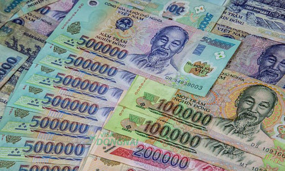 Tipping in Vietnam. Currency and Tipping Etiquette in Vietnam