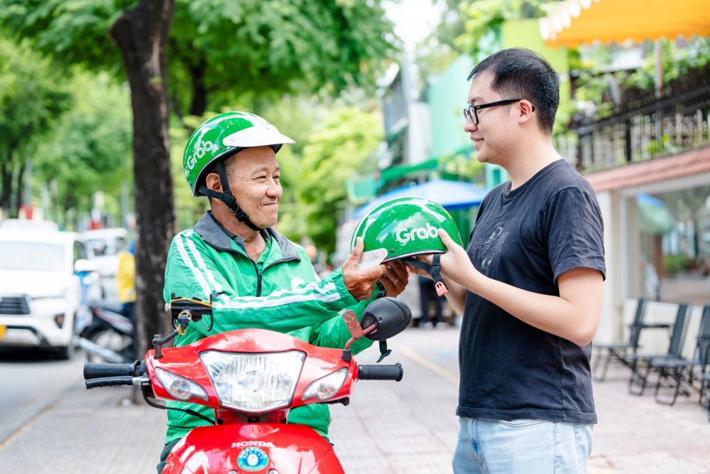 Tipping in Vietnam. Tipping for Transportation in Vietnam