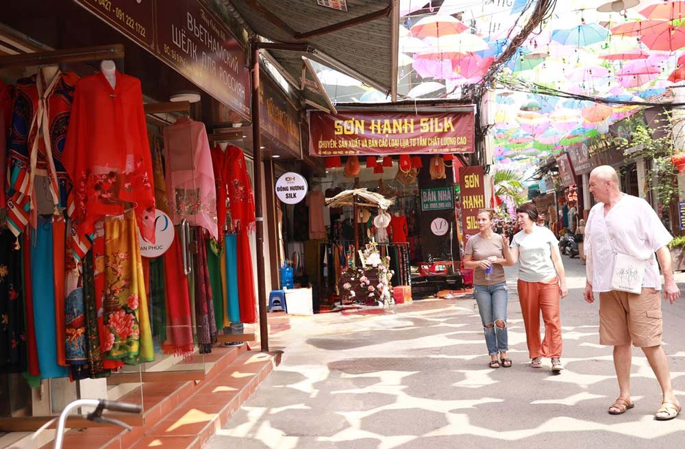 Van Phuc Silk Village: A Guide to Vietnam's Silk Artistry