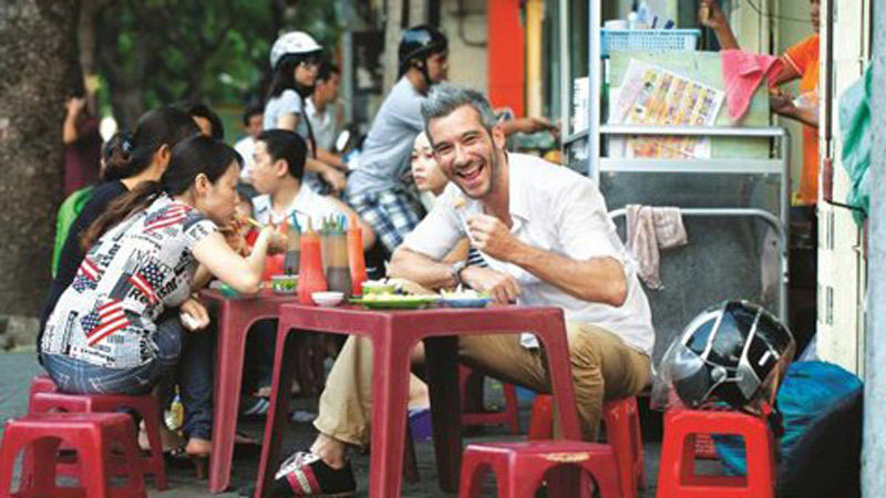 Vietnam Breakfast Navigating Breakfast in Vietnam: A Tourist's Guide