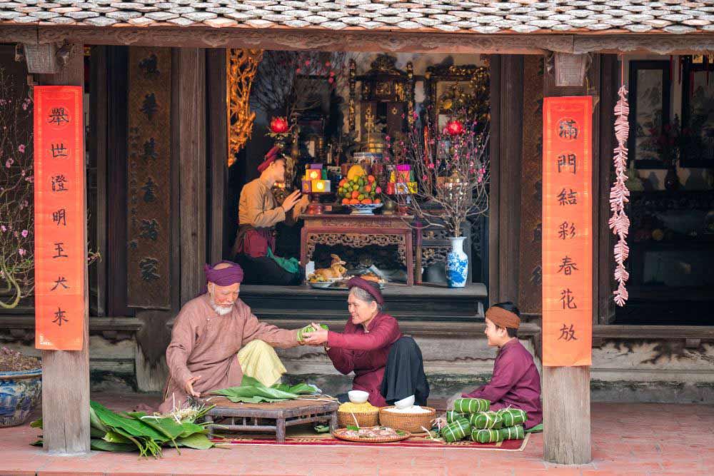 Vietnam culture join the pulse of local festivals