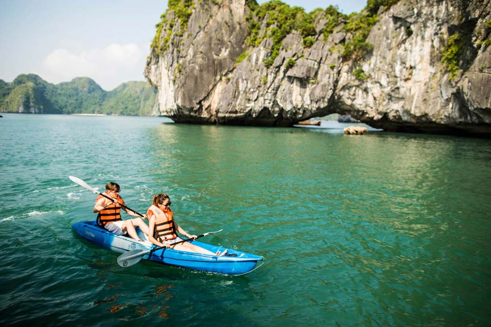 Vietnam eco tours. Kayaking adventures in Halong Bay
