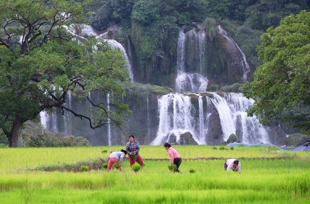 Vietnam eco tours. Supporting local communities