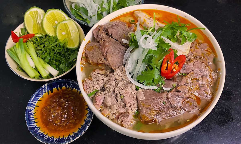 Vietnam Food Bun Bo Hue
