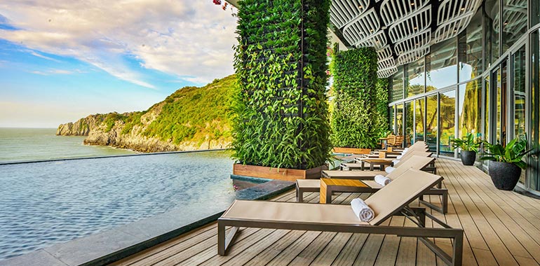 Vietnam resort Flamingo Cat Ba Beach Resort