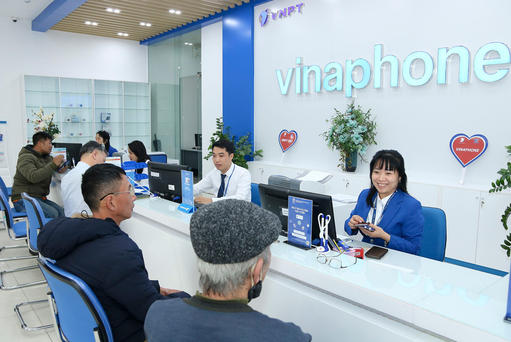 Vietnam SIM Card Hanoi Airport. What About eSIMs for Vietnam?