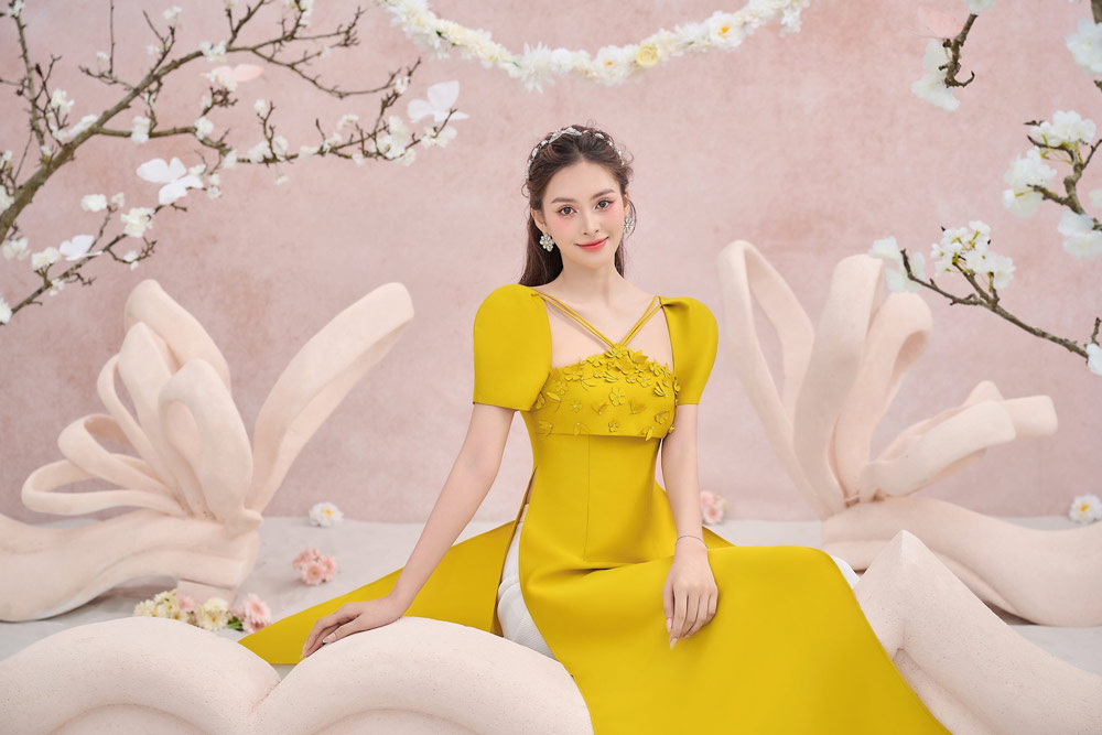 Vietnam woman dress contemporary fusion