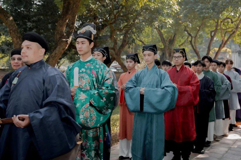 Vietnamese traditional dress traditional dress in celebrations