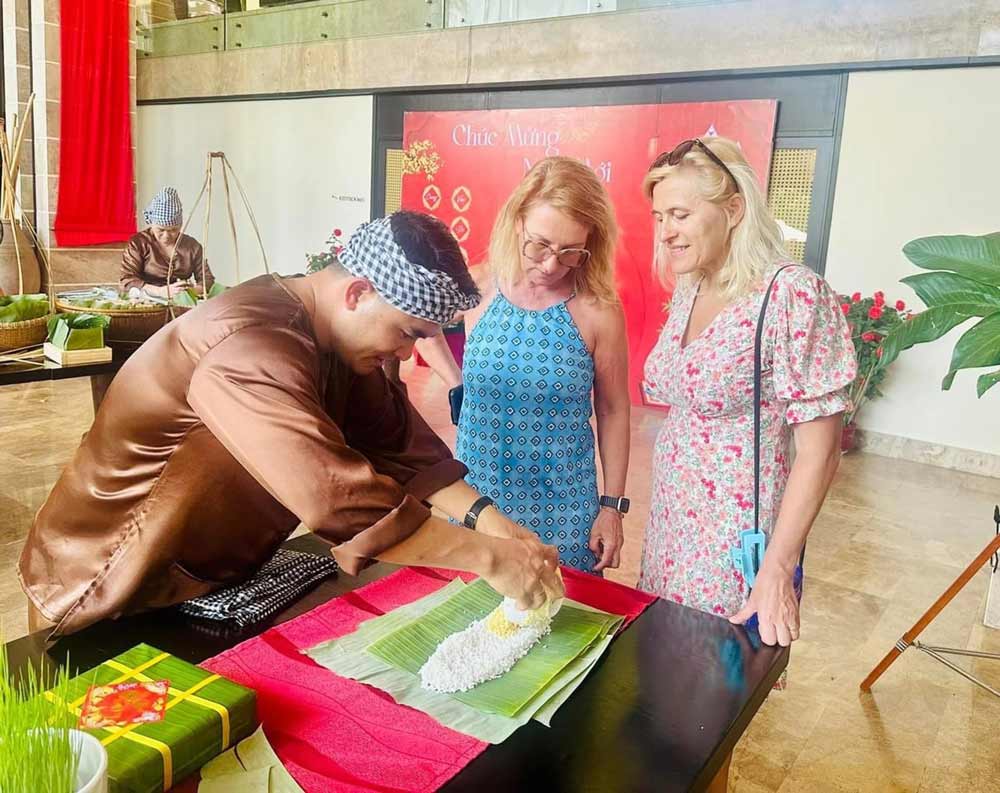 Vietnamese traditions. The rich tapestry of Vietnamese traditions: a cultural mosaic