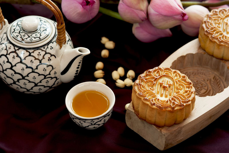 What is a Moon Cake The Cultural Fabric