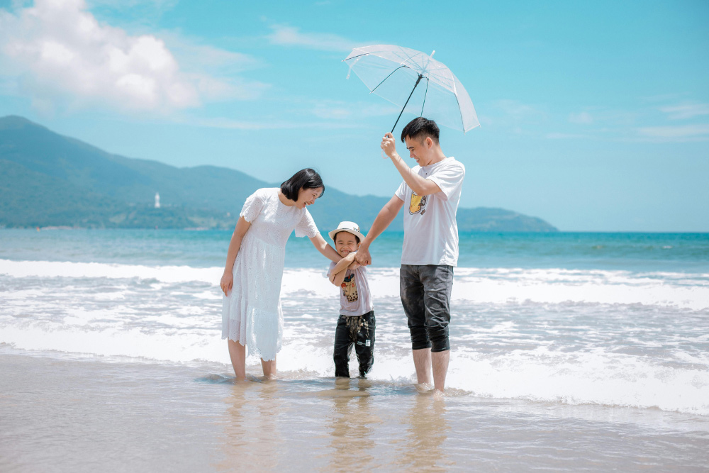 Where to Stay in Da Nang. Which area suits your trip: families, couples, first-timers, backpackers, long stays