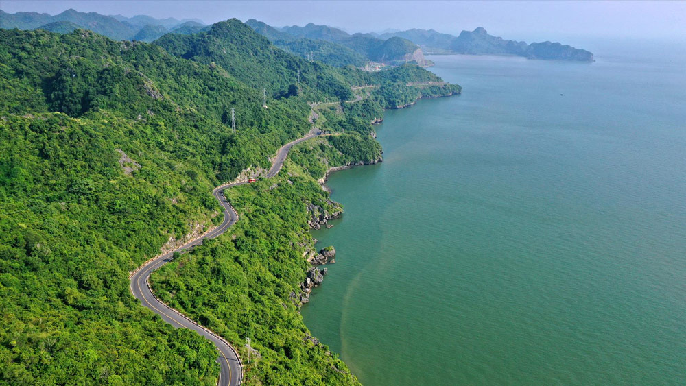 Where to stay in Halong Bay. Best Areas to Stay in Halong Bay. Cat Ba Island