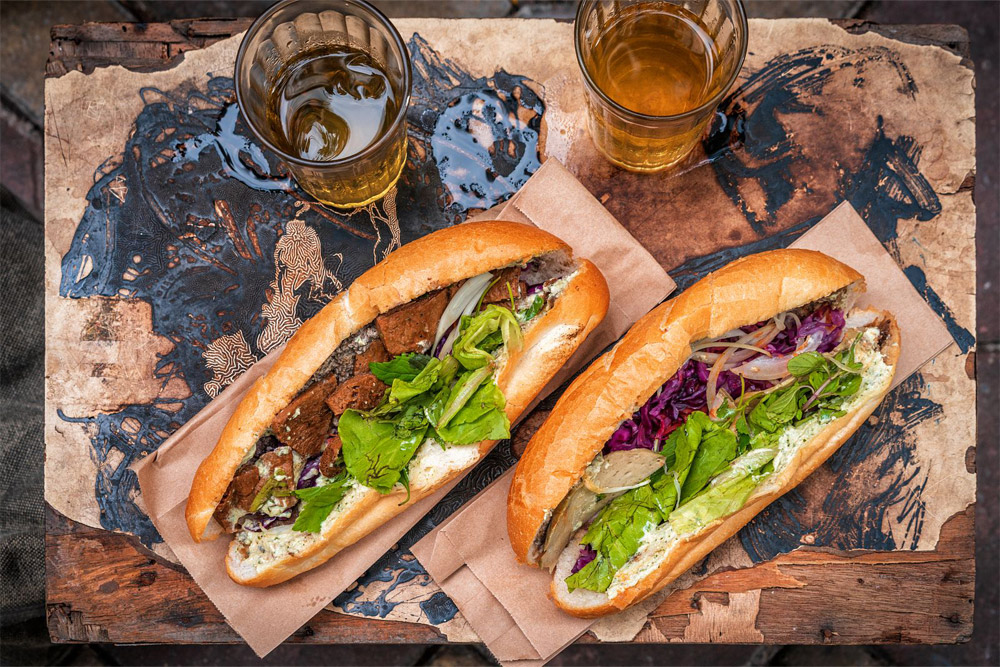 banh-mi-ha-noi-The-Hunt-for-Hanoi-Most-Perfect-Sandwich