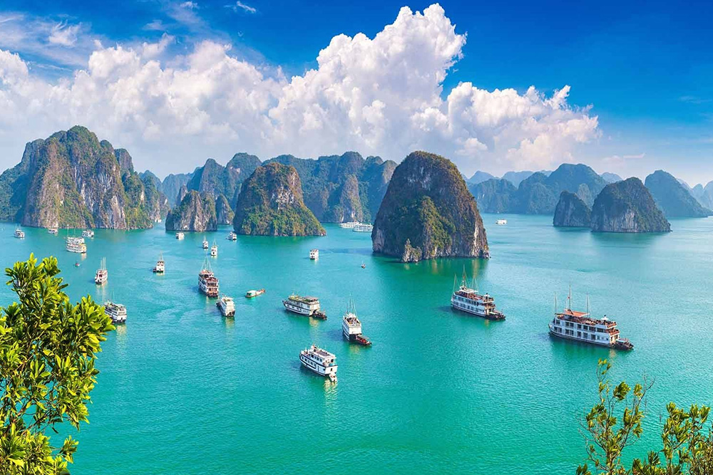halong-bay-day-tour-from-hanoi-Can-You-Really-See-Halong-Bay-in-One-Day
