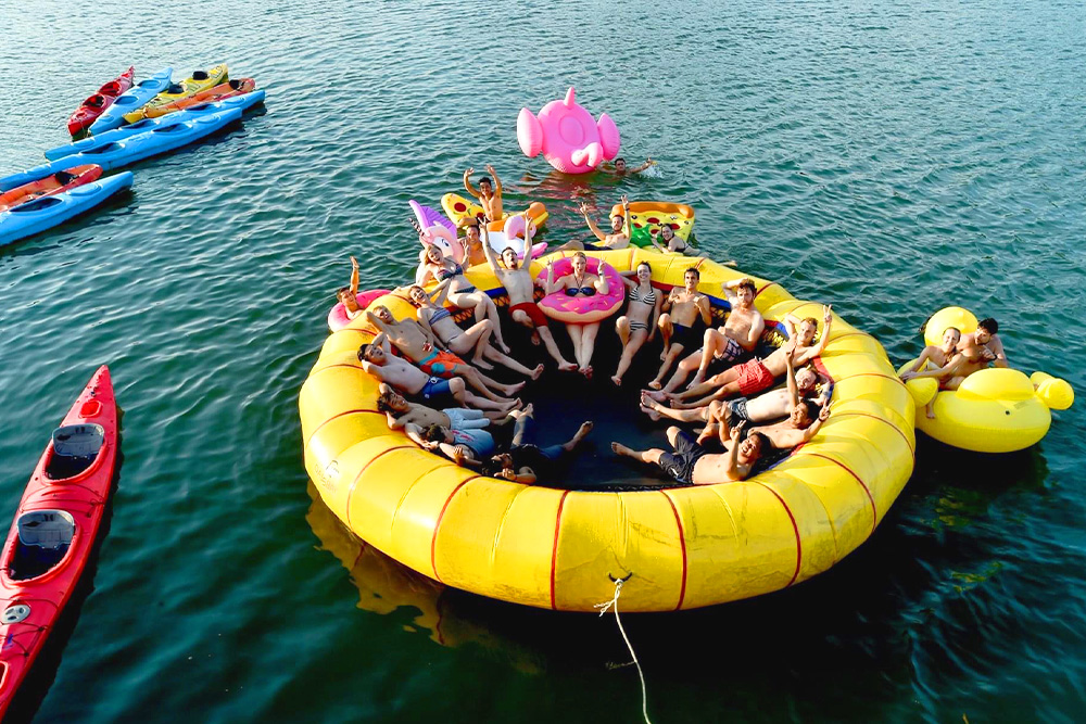 halong-bay-day-tour-from-hanoi-Is-a-Halong-Bay-Day-Trip-Worth-It