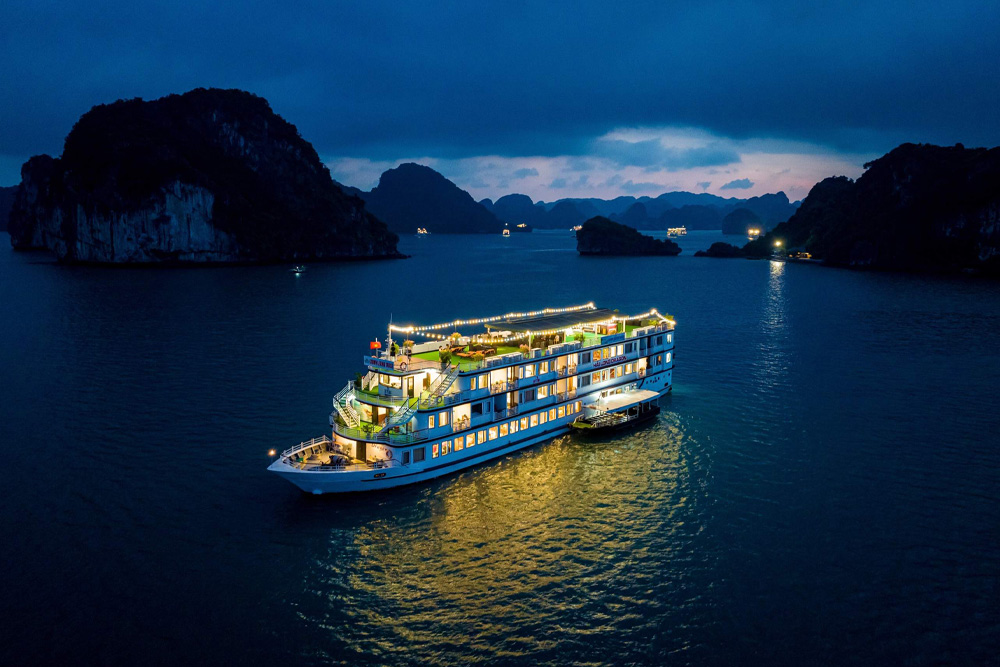 halong-bay-day-tour-from-hanoi-What-If-You-Have-More-Time-2-Days-vs-1-Day