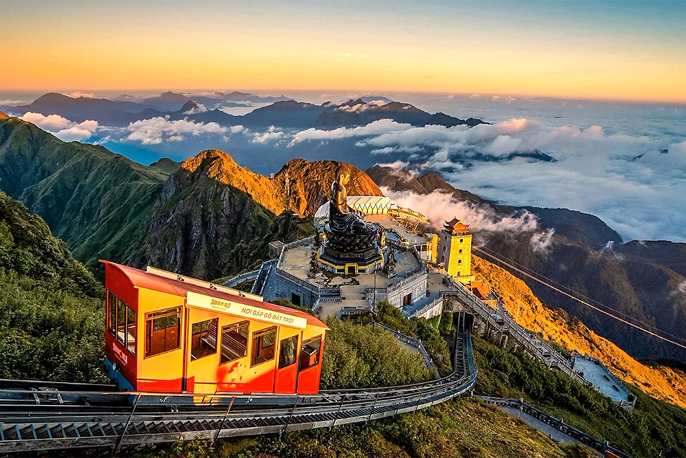 places-to-visit-in-sapa-Sun-World-Fansipan-Legend-The-Roof-of-Indochina