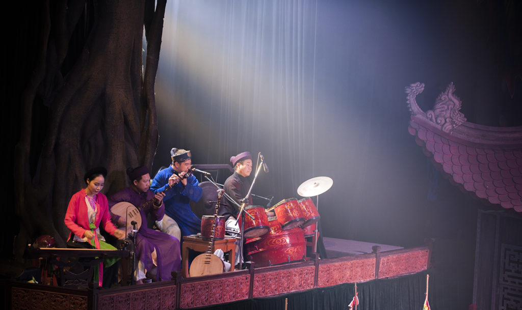 Water puppet theatre Hanoi - Performance and Artistry